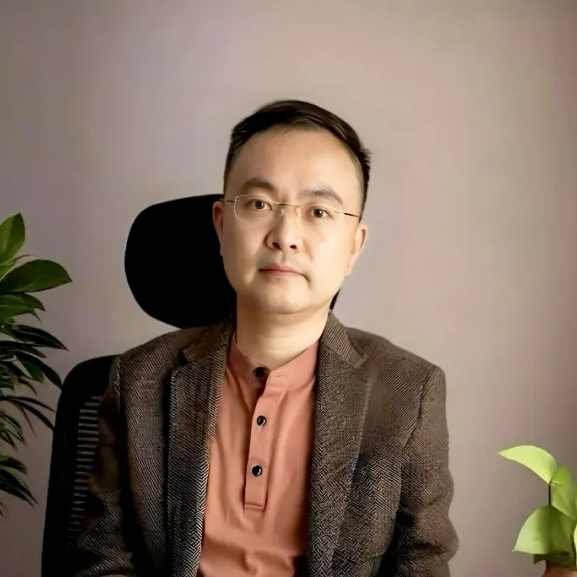 蔡磊：向死而生，决不放弃！丨第七届全国自强模范典型事迹
