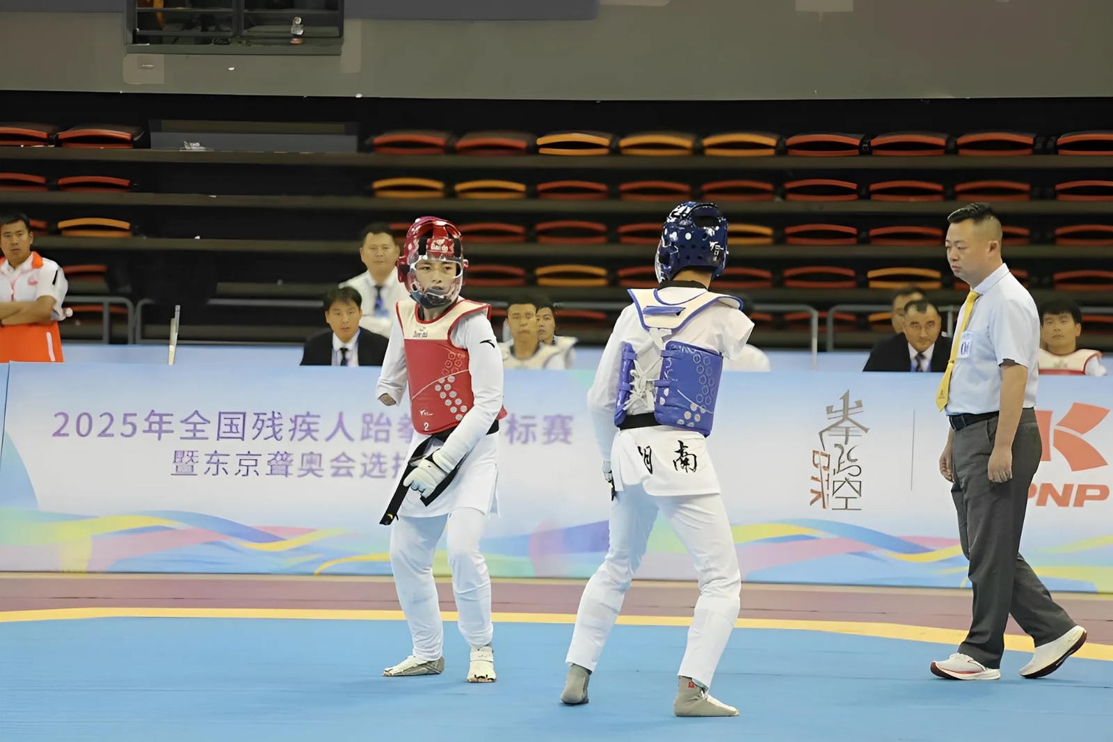 b4d513641c60edcea03350ae9421aaef~tplv-tt-origin-web_gif.jpeg