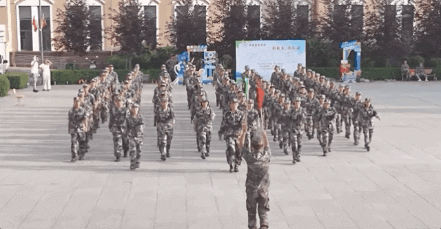 b0b1069359d9041b91ad49cfbe0a4956.gif